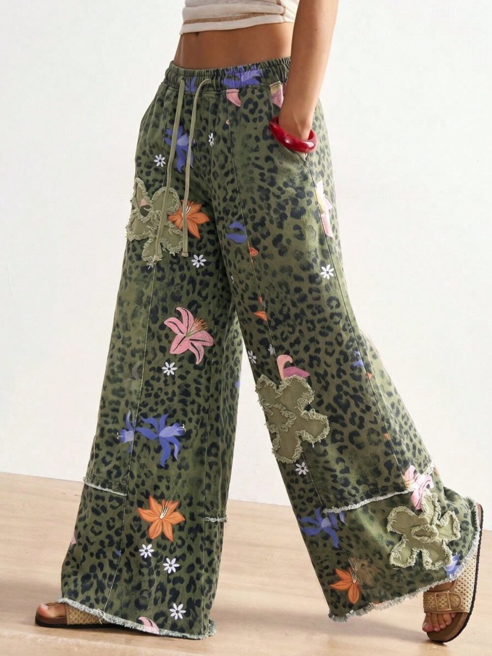 Army Green Casual Women's Leopard Print Floral Wide Leg Loose Long Pants - Picture 7 of 7